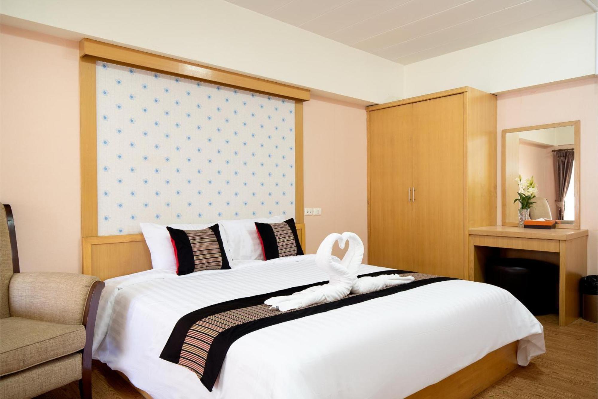 P-Park Hotel Bangkok Exterior photo